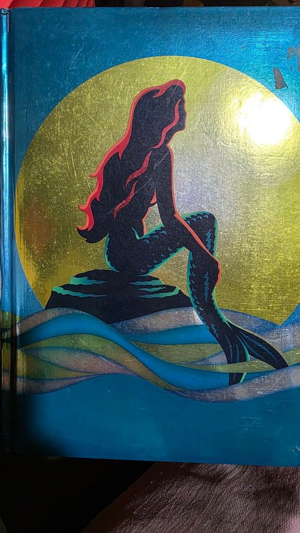 The little mermaid broadway book (Category: Children's Books) located in Bacolod City. Submitted by theclosetfullofstuff (Listing ID 1368293872, Image 1). Description: From its first publication as a fairy tale told by Hans Christian Andersen, The Little Mermaid has been enthralling children and adults alike with its story of the transforming power of love. In 1989, Disney put little Ariel on film, gave her flaming red hair and an Oscar-winning m