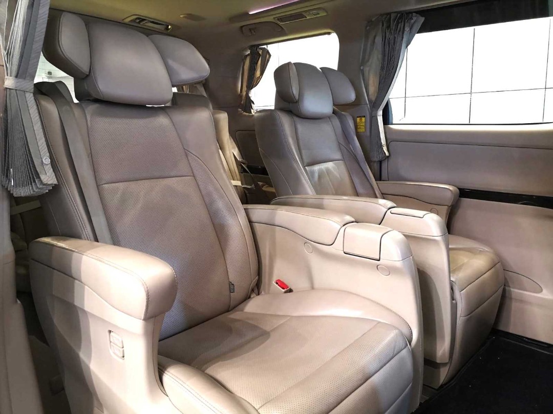 Toyota ALPHARD Auto62864837124097114