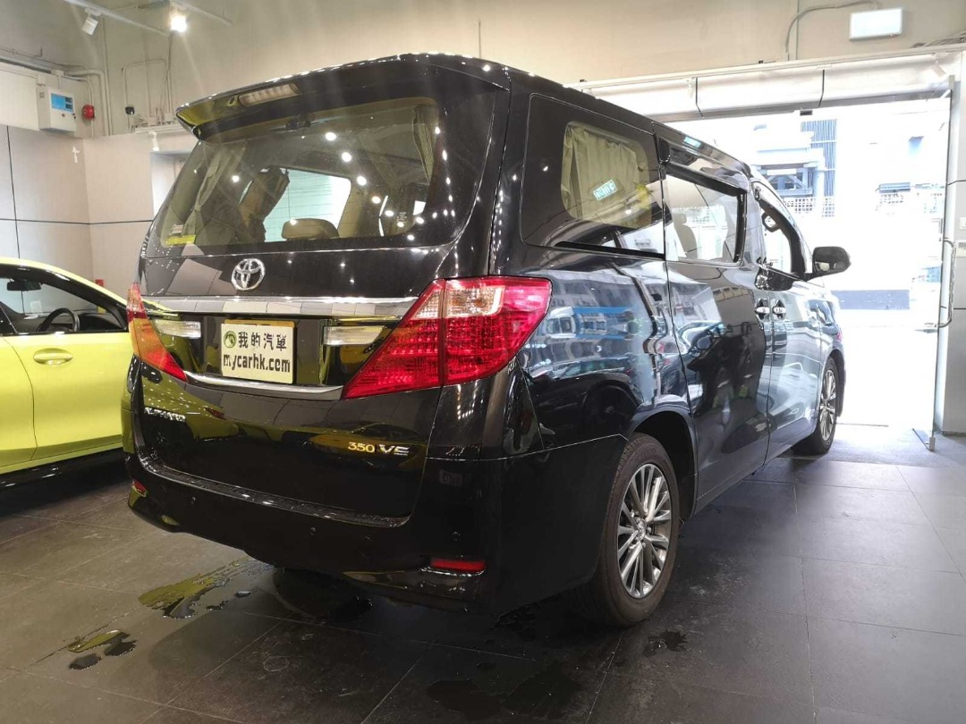 Toyota ALPHARD Auto62864837124097111