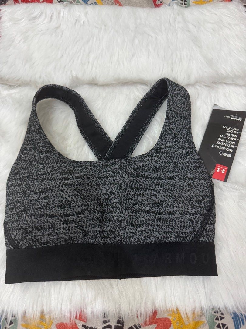 Under Armour Sports Bra (Category: Activewear) located in Manila. Submitted by mickeyshoppes (Listing ID 1368215201, Image 1). Description: Authentic Brand new Bought in 🇨🇦 Money back if proven fake.
