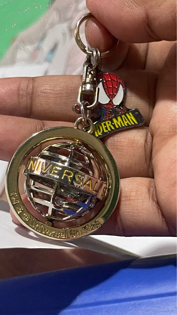 universal studio japan spinning globe (Category: Vintage Collectibles) located in Muntinlupa City. Submitted by joanofarc1013 (Listing ID 1368338711, Image 2). Description: in very good condition with free spider mam marvel keychain.