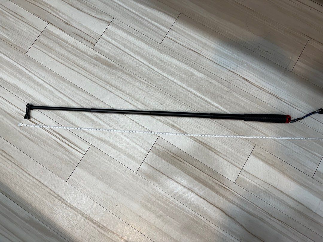 由 g_a_r_y (刊登 ID 1368465831，圖片 3) 提交，位於 台北市 (Taipei) 的 運動攝影機自拍桿(二手） (類別：其他攝影配件)，說明：運動攝影機自拍桿 目前無在使用，故售出 收折：約30CM左右 展開：約95CM左右。