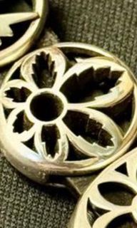 （分類：）位於 。 由 00905 提交（商品編號 1368456573，圖片 1）。簡介： 。