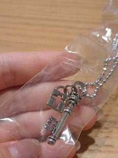 （分類：）位於 。 由 hidoree 提交（商品編號 1368500603，圖片 1）。簡介： 。