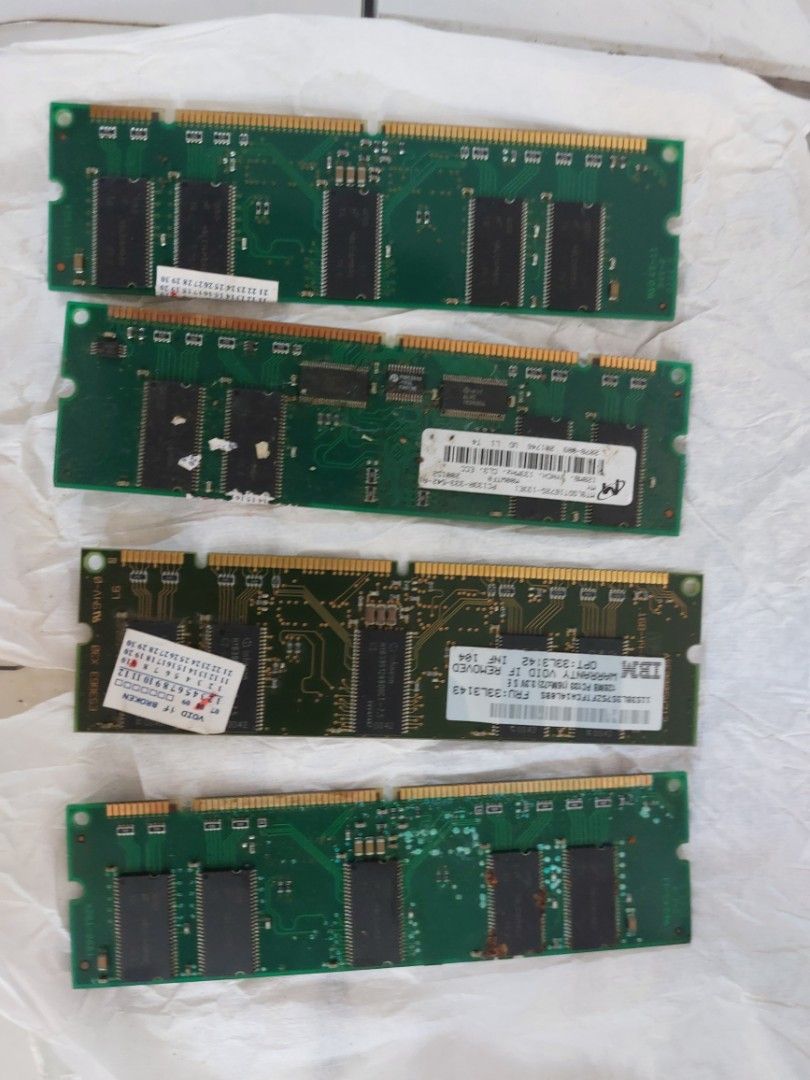 Server PC Parts Bundle (Category: Computer Parts) located in Quezon City. Submitted by mjolnir10104532 (Listing ID 1368460651, Image 1). Description: Intel Pentium III-S Server Processor 1 Passive Heatsink 3 Fujitsu Server HDD 4 Server RAM 1 Server PSU Matagal nang na-stock at di nagamit Selling as is PM your offer Preferably QC Area.