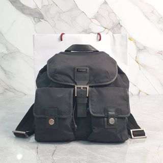 (Kategori: ) berada di . Dikirim oleh skysinsluxurystore (ID iklan 1368544659, Gambar 1). Deskripsi: .