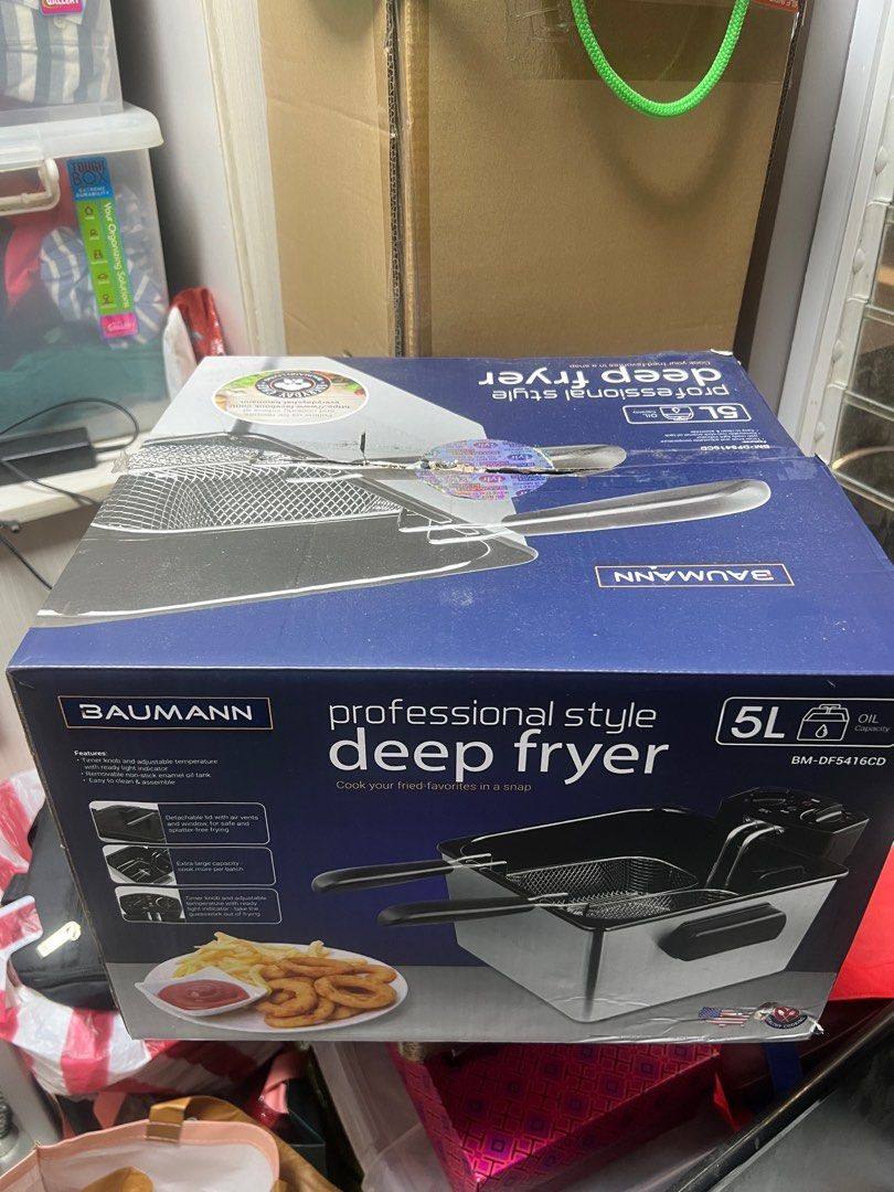 Baumann Deep Fryer 5L (Category: Fryers) located in Quezon City. Submitted by elgabeu (Listing ID 1368423633, Image 3). Description: Baumann Deep Fryer 5L Like new (used once only for testing) Complete with box 💵: BDO, Gcash, Maya 📍: Timog/Kamias QC 📦: Lalamove, Grab, LBC.