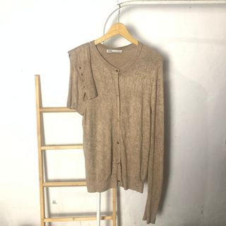 (Kategori: ) berada di . Dikirim oleh nunka.wear (ID iklan 1368532370, Gambar 1). Deskripsi: .