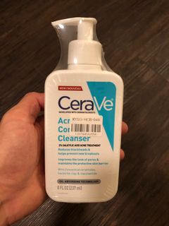 (Category: ) located in . Submitted by hoarder.haven (Listing ID 1368534695, Image 1). Description: .