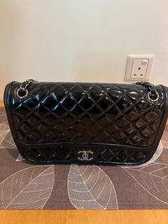 (Category: ) located in . Submitted by biddiewardrobe (Listing ID 1368443422, Image 1). Description: .