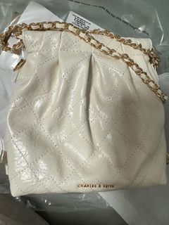 （分類：）位於 。 由 candy_and_chocolate 提交（商品編號 1368495123，圖片 1）。簡介： 。