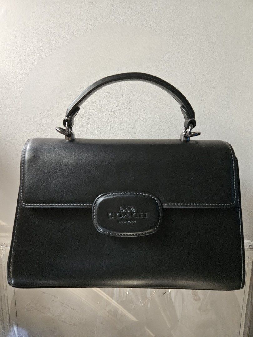 Coach Eliza Top Handle Shoulder Bag (Category: Luxury Bags & Wallets) located in Pasig City. Submitted by chinjuya (Listing ID 1368420644, Image 1). Description: .