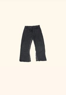 (Category: ) located in . Submitted by thriftedgarments (Listing ID 1368543056, Image 1). Description: .
