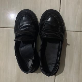 (Kategori: ) berada di . Dikirim oleh bajubekasbahagia (ID iklan 1368529702, Gambar 1). Deskripsi: .