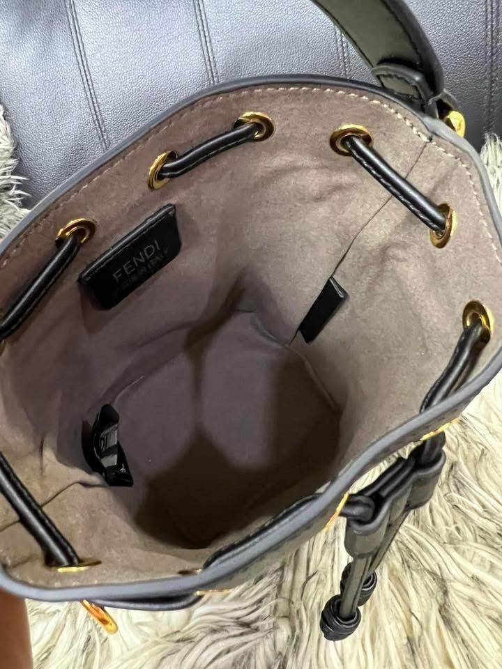 FENDI (Category: Luxury Bags & Wallets) located in Davao. Submitted by cleorodin68014 (Listing ID 1368412088, Image 3). Description: Fendi bucket bag Cute Good condition bag source japan.