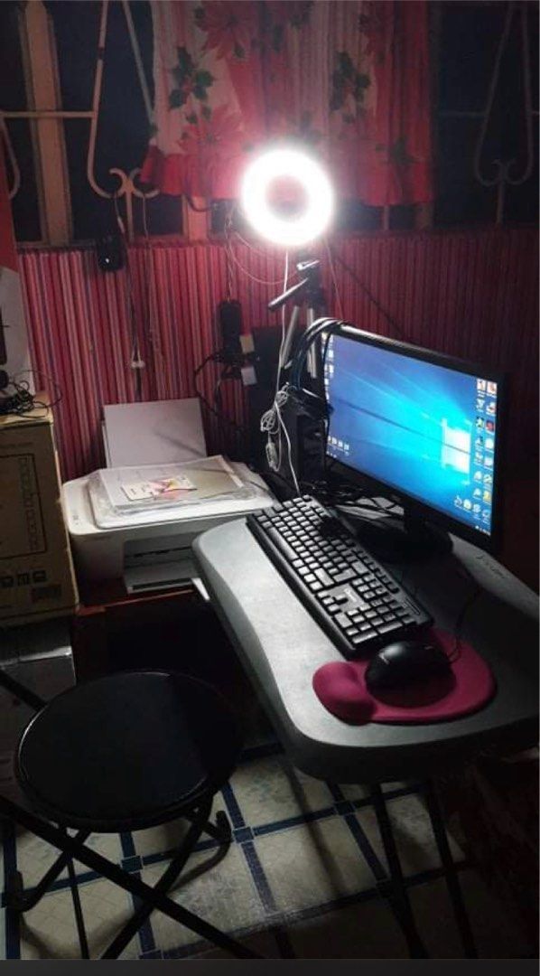 Gaming or Office Computer (Category: Desktops) located in Manila. Submitted by nixonxiexel (Listing ID 1368414439, Image 1). Description: Complete Set Gaming and Office Desktop used only when making docs. Pwede swap sa laptop Rfs: Need space for studio Freebie: Computer Table. .