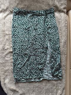 （分類：）位於 。 由 sal.chan 提交（商品編號 1368435117，圖片 1）。簡介： 。