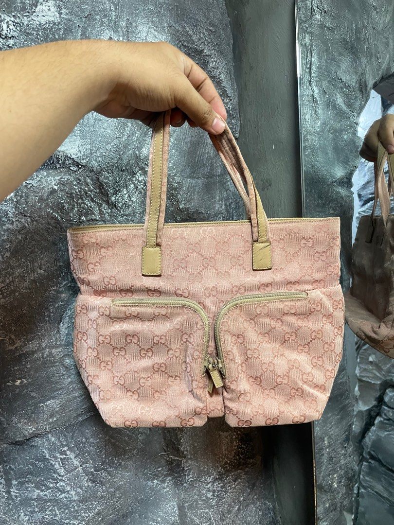 Gucci bag (Category: Luxury Bags & Wallets) located in Manila. Submitted by vintageluxgirly24 (Listing ID 1368511268, Image 2). Description: Complete details, tags and lampo zips. Normal sign of usage Has distressing on handle Dm if you need more photos. Thank you! .