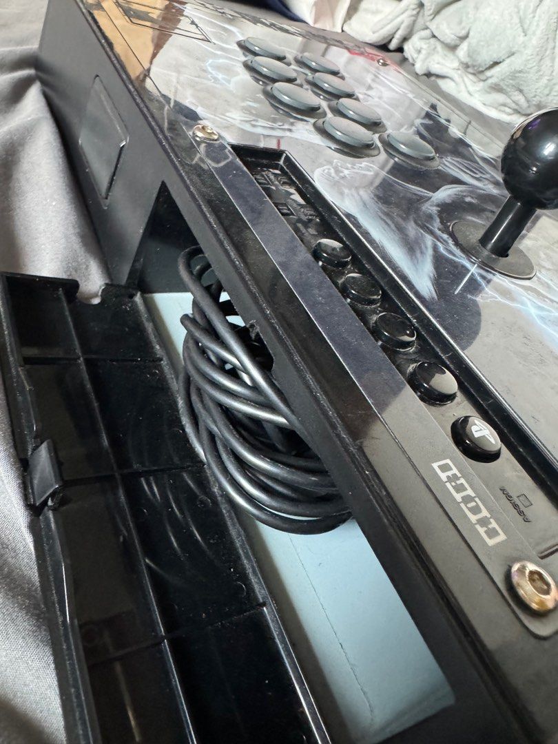 Hori Real Arcade Pro: Tekken 7 Edition (PS3/PS4/PC) (Category: Controllers) located in Pasig City. Submitted by robbiseraphin (Listing ID 1368494021, Image 3). Description: Selling: Hori RAP Arcade Stick: Limited Tekken 7 Edition. No issues, unli testing. Works on the PS3/PS4/PC. Item is in Pasig Price is 4,000 php! —————— Message me for any questions sa FB or reach me at 09150578164.