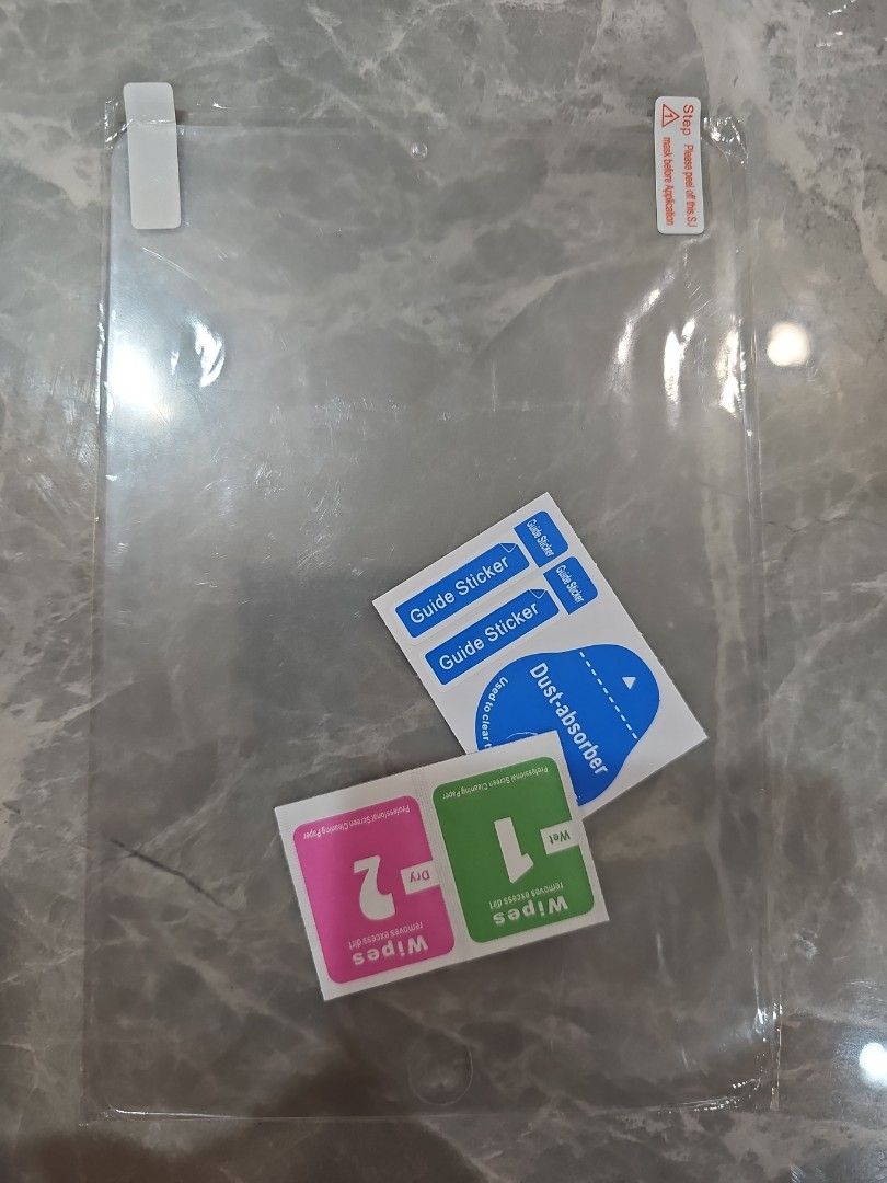 Ipad mini casing (Category: Cases & Sleeves) located in Singapore. Submitted by teejc94 (Listing ID 1368541592, Image 2). Description: Bought the wrong casing. Never see the word mini when I purchase it..