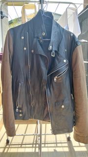 (Kategori: ) berada di . Dikirim oleh leonpreloved28 (ID iklan 1368416847, Gambar 1). Deskripsi: .