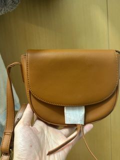 （分類：）位於 。 由 edannnnn 提交（商品編號 1368505488，圖片 1）。簡介： 。
