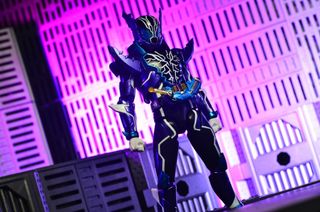 Shf kamen rider cross geats, Hobbies & Toys, Toys & Games on Carousell