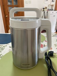 （分類：）位於 。 由 anfoinet 提交（商品編號 1368414511，圖片 1）。簡介： 。