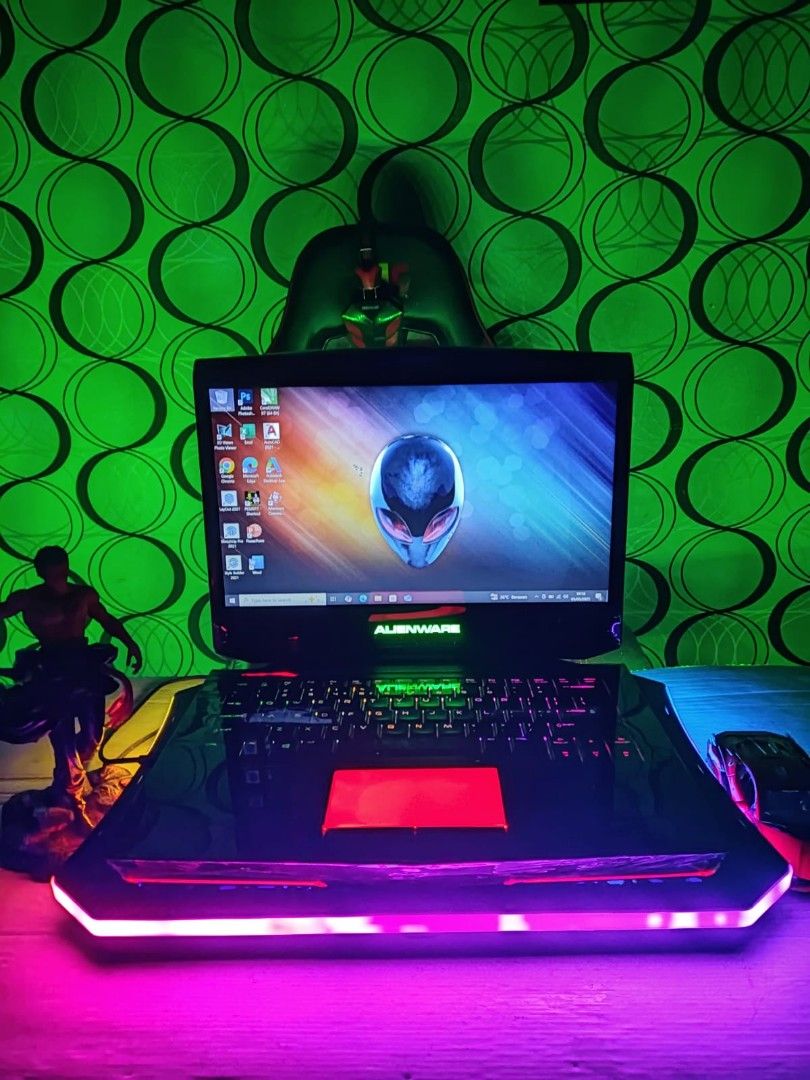 Laptop Gaming Alienware 14 Core i7 Ram 16gb Ssd 256+128gb Hdd 750gb Dual  Vga COD