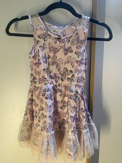 (Category: ) located in . Submitted by _x_preloved (Listing ID 1368441524, Image 1). Description: .