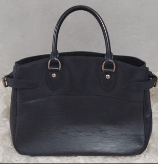 (Kategori: ) berada di . Dikirim oleh boutiquecantique (ID iklan 1368434715, Gambar 1). Deskripsi: .