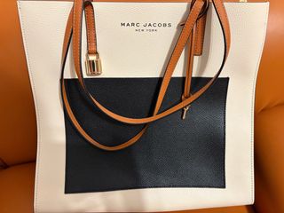 （分類：）位於 。 由 elainel02 提交（商品編號 1368519584，圖片 1）。簡介： 。