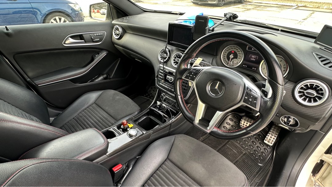 Mercedes-Benz A250 Sport (A)62863173809155114