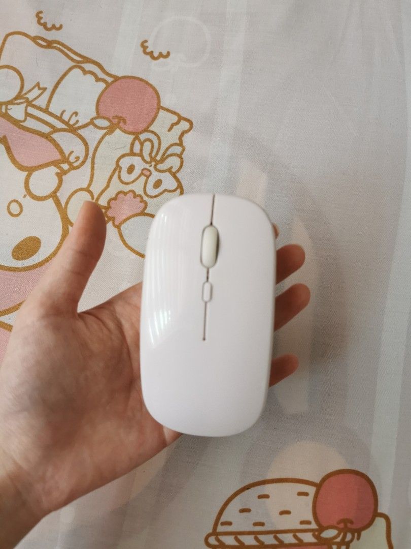 Mouse Bluetooth （分類：電腦滑鼠及相關產品）位於 Hong Kong。 由 nananth 提交（商品編號 1368445853，圖片 3）。簡介： 。