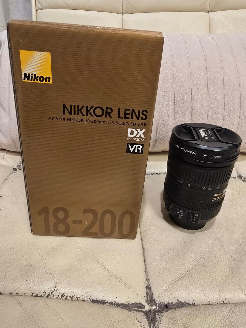 Nikon D 18-200mm lens (Category: Lens & Kits) located in Makati City. Submitted by nelsonl4 (Listing ID 1368526286, Image 1). Description: Nikon 18-200mm zoom lens wide subject coverage from wide angle to long range.