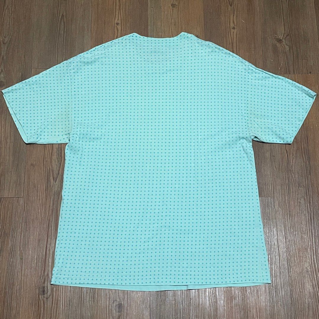 ODD FUTURE (Category: Tshirts & Polo Shirts) located in Dengkil. Submitted by 4nipcloset (Listing ID 1368563082, Image 2). Description: ODD FUTURE “Donut” Tees * OG before GOLF WANG * Made in Mexico Materials : 100% Cotton * Kain tebal + tahan lasak Condition : 8.5/10 * Graphic cracking sikit * Colour still perfect * Bebas koyak Size : Oversize XL Pit : 23”, Length : 30”.