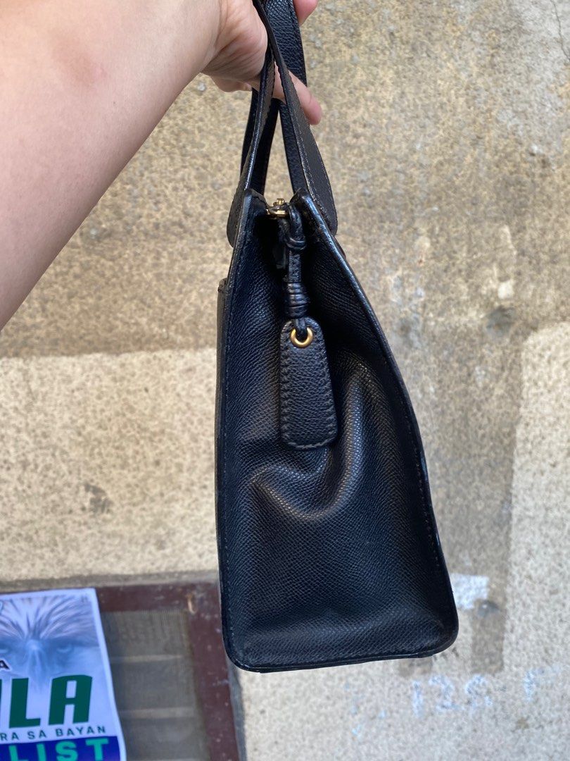 original chanel (Category: Luxury Bags & Wallets) located in Zamboanga. Submitted by luxuries21 (Listing ID 1368488890, Image 2). Description: .