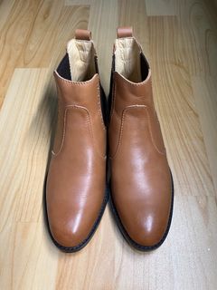 由 schuh (刊登 ID 1368420859，圖片 1) 提交，位於 的 (類別：)，說明：。