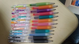 （分類：）位於 。 由 eyrideu93 提交（商品編號 1368488838，圖片 1）。簡介： 。