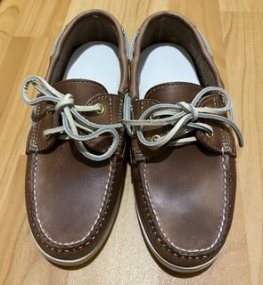 由 schuh (刊登 ID 1368425844，圖片 1) 提交，位於 的 (類別：)，說明：。