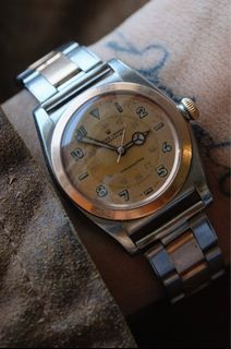 （分類：）位於 。 由 ds.watch 提交（商品編號 1368435886，圖片 1）。簡介： 。