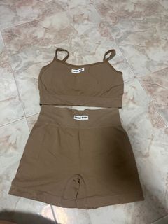 (Category: ) located in . Submitted by anglerangora (Listing ID 1368549031, Image 1). Description: .