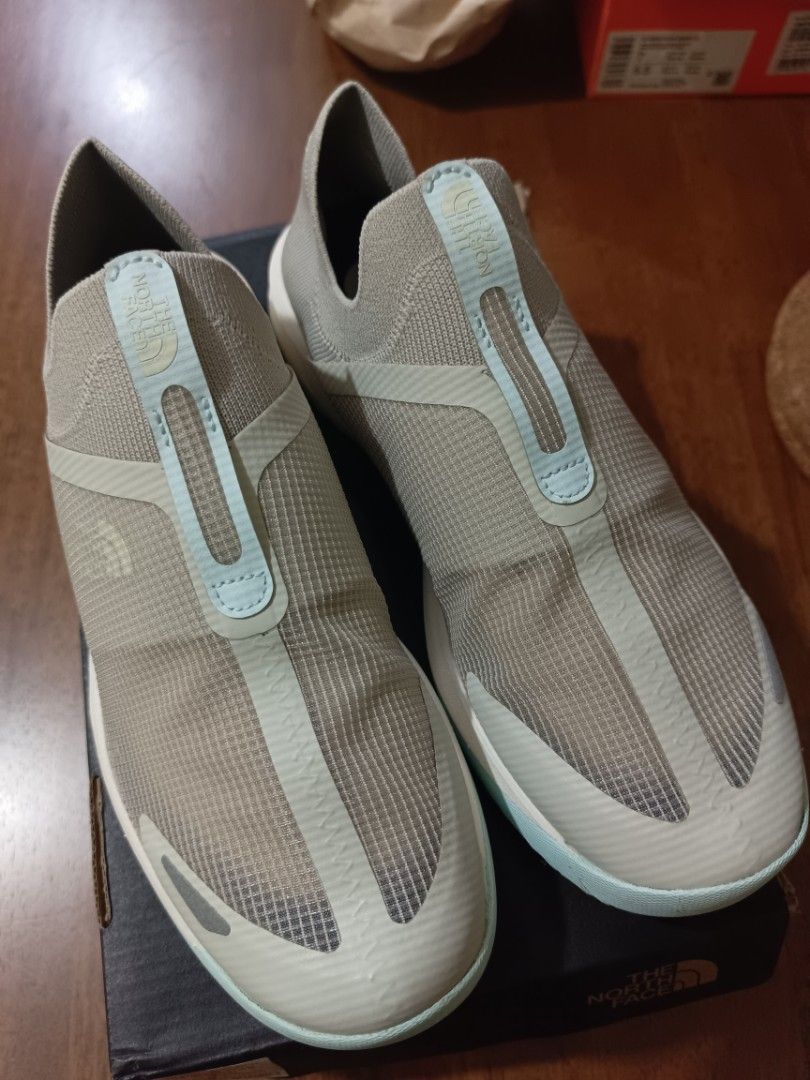The North Face Flypack Moc Women's (Category: Sneakers) located in Quezon City. Submitted by mewik05 (Listing ID 1368522746, Image 1). Description: The North Face Flypack Moc For Sale Only! Price: ₱3,500 Location: Road 3 Project 6 Q.C Size: WOMEN'S US7 | UK5 | 24CM Brand New with Box.
