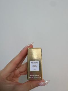 （分類：）位於 。 由 stephxwong 提交（商品編號 1368571404，圖片 1）。簡介： 。