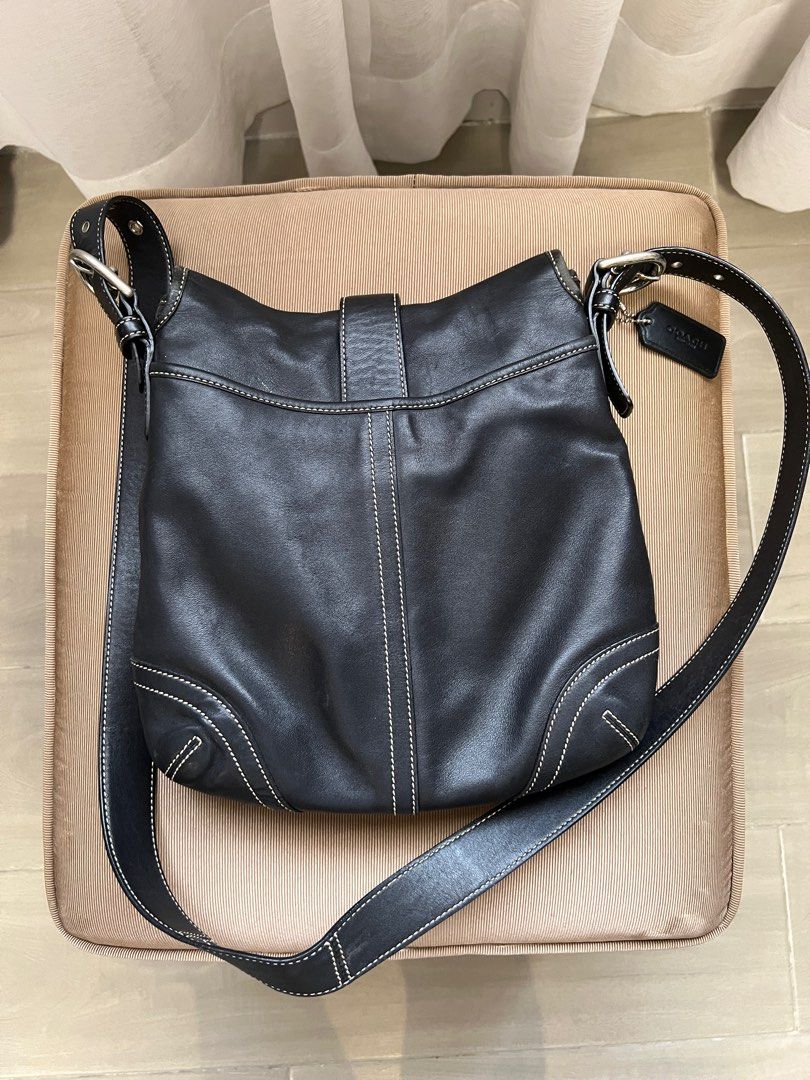 Vintage Original Coach Soho Shoulder Bag (Category: Luxury Bags & Wallets) located in Pasig City. Submitted by alvs01 (Listing ID 1368434939, Image 2). Description: Used Coach Soho Bag .