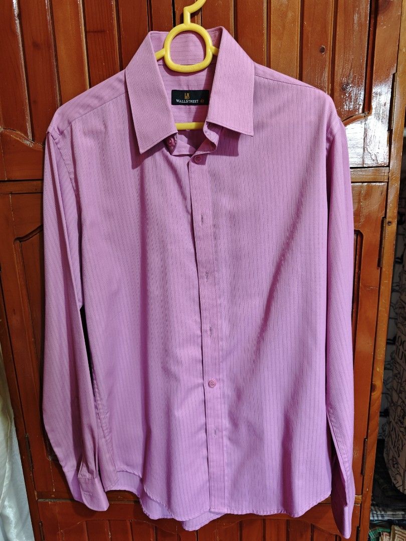 Wall Street Polo long sleeve (Category: Tshirts & Polo Shirts ) located in Los Banos. Submitted by Luvs11 (Listing ID 1368475354, Image 1). Description: 200 only Wall Street polo long sleeve size MEDIUM, no issues. Good as new pa po. Los Baños-Calamba Laguna Meet ups Open for shipping via j&t express.