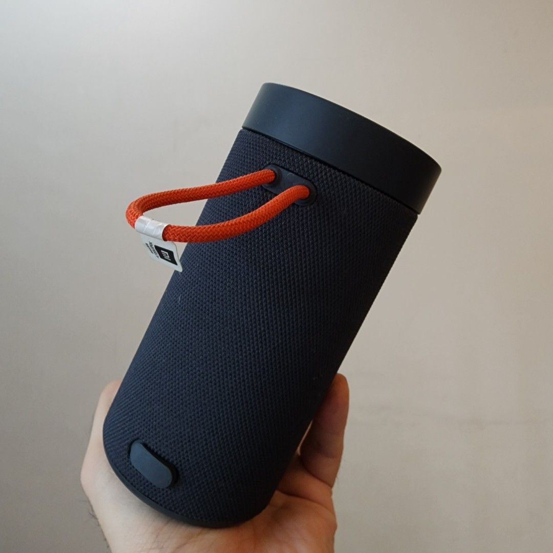 Xiaomi 16W Outdoor Speaker (Category: Soundbars, Speakers & Amplifiers) located in Manila. Submitted by whatsupzandro (Listing ID 1368442755, Image 1). Description: Xiaomi Mi Portable Bluetooth Speaker 16W. Key features include: Sound: 16W high-quality sound with dual sound modes. Connectivity: Bluetooth 5.0 ensures a stable connection. Durability: IPX7 waterproof rating protects against splashes and rain. Battery: 2600mAh battery provides up to 