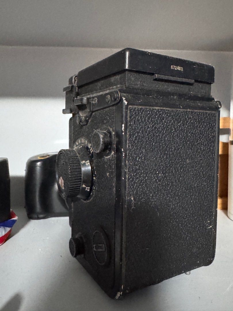 由 hsuanlee1113 (刊登 ID 1368499653，圖片 3) 提交，位於 宜蘭縣 (Yilan) 的 YASHICA古董相機 (類別：相機)，說明：裝飾用。