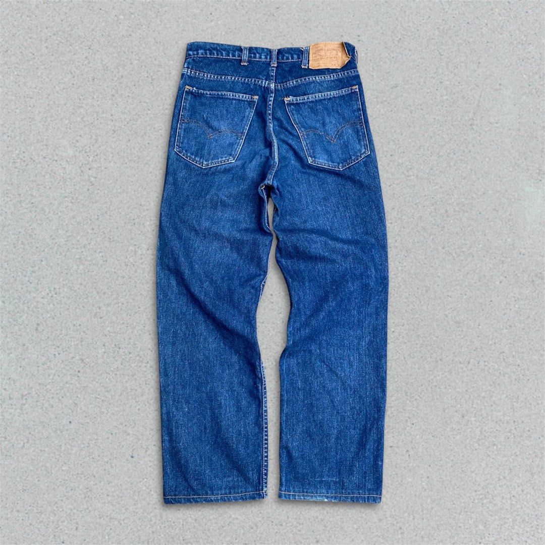 80s LEVI’S 507 ORANGE TAB DENIM PANTS (Category: Jeans) located in Balanga. Submitted by faded_garmz (Listing ID 1368718156, Image 3). Description: 80s LEVI’S 507 ORANGE TAB BLUE DENIM PANTS EXCELLENT CONDITION ‘70s TALON ZIPPER DATED AUGUST 1981 STAMP BUTTON ARE NOT RECOGNIZABLE BUT STILL VISIBLE SOME PART OF ENGRAVED STAMP NUMBER DIMENSIONS WAIST - 32” LENGTH - 41” INSEAM - 29” LEG OPENING - 9” FRONT RISE - 12” PRICE: ₱4,420 REMARKS: MISSING TH
