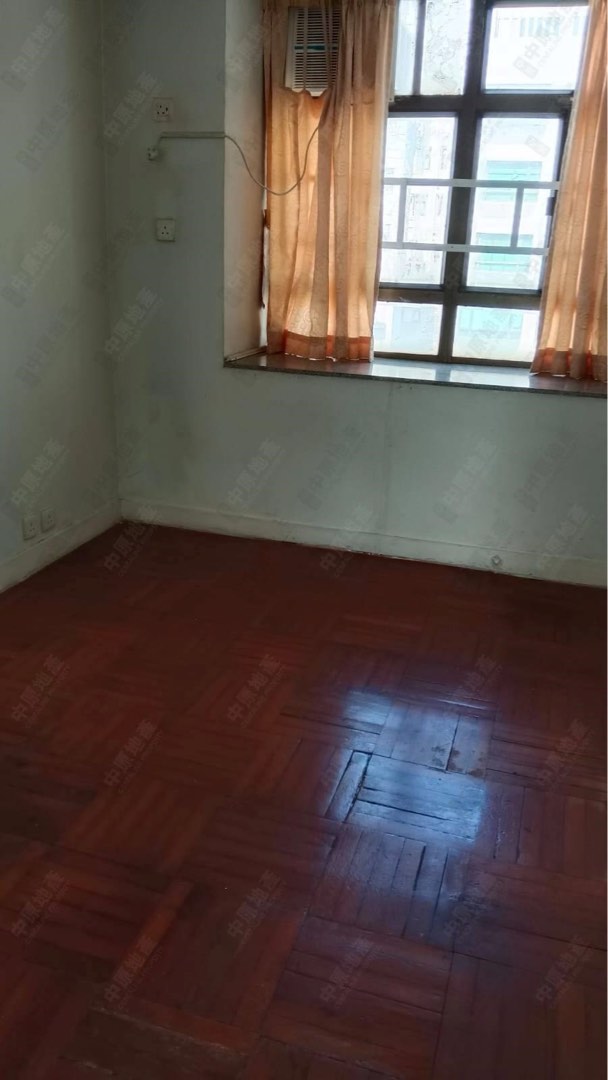 Two-bedroom unit for sale on Yuen Long Main Road63438666876931111